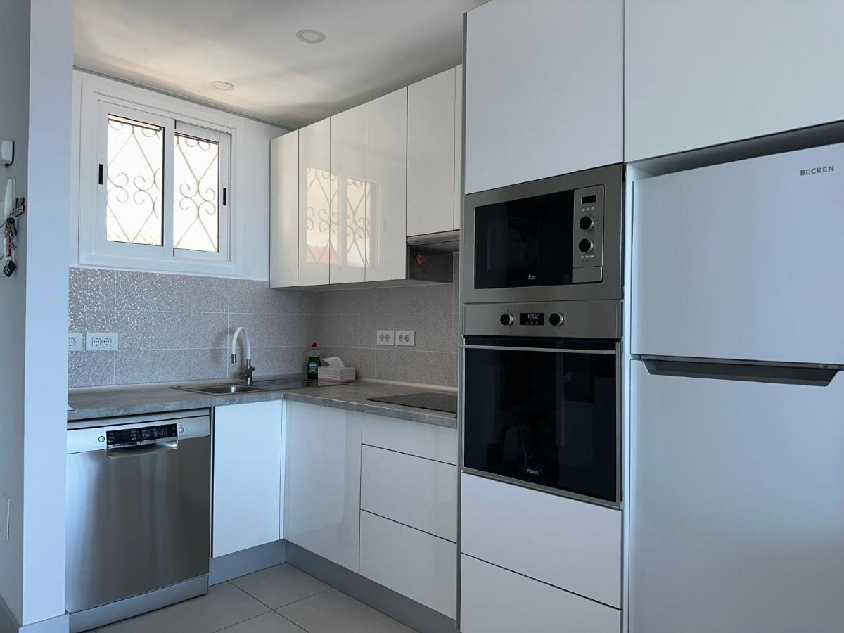 Parque Santiago II , Renovated, Ocean View, Heated Swimming Pool ! Apartamento Playa de las Americas  Exterior foto