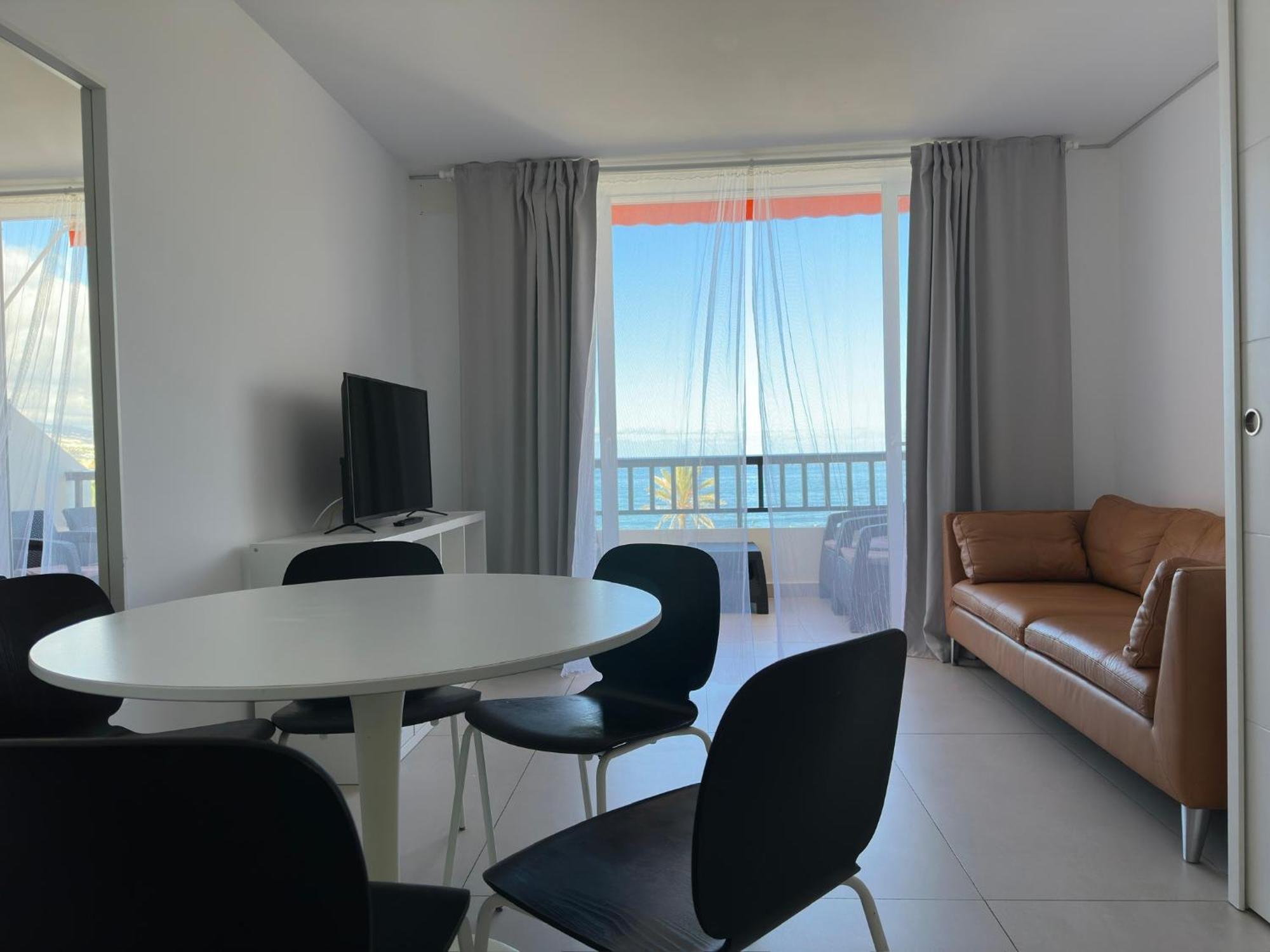 Parque Santiago II , Renovated, Ocean View, Heated Swimming Pool ! Apartamento Playa de las Americas  Exterior foto